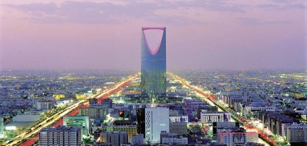 تفاصيل برنامج لتوظيف 11 ألف شخص في السعودية