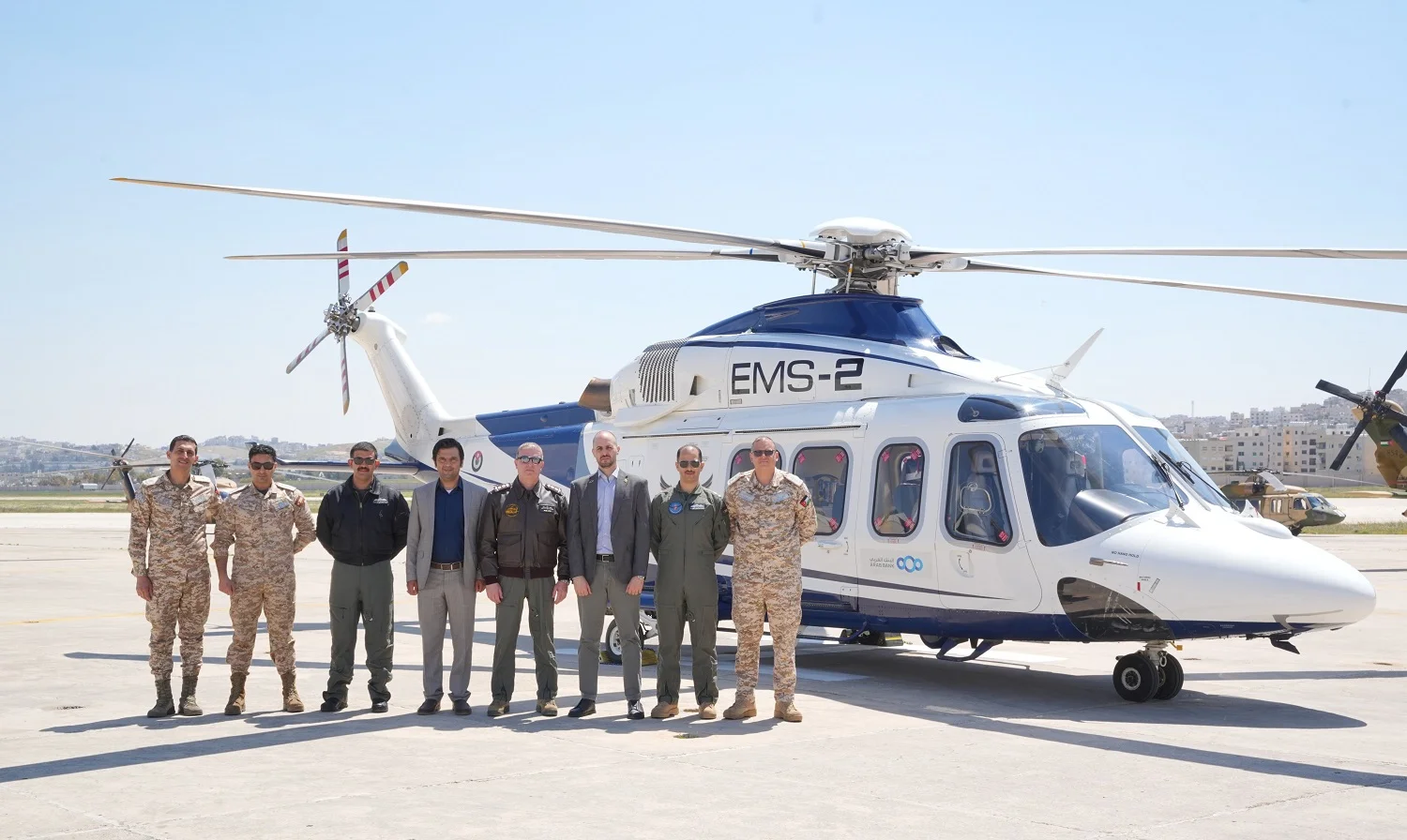 هاشتاق عربي - البنك العربي يجدد اتفاقية التعاون مع مركز الإسعاف الجوي الأردني